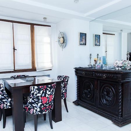 Апартаменти Unique Apt W/ Veranda Walking Distance To Sites Афіни Екстер'єр фото