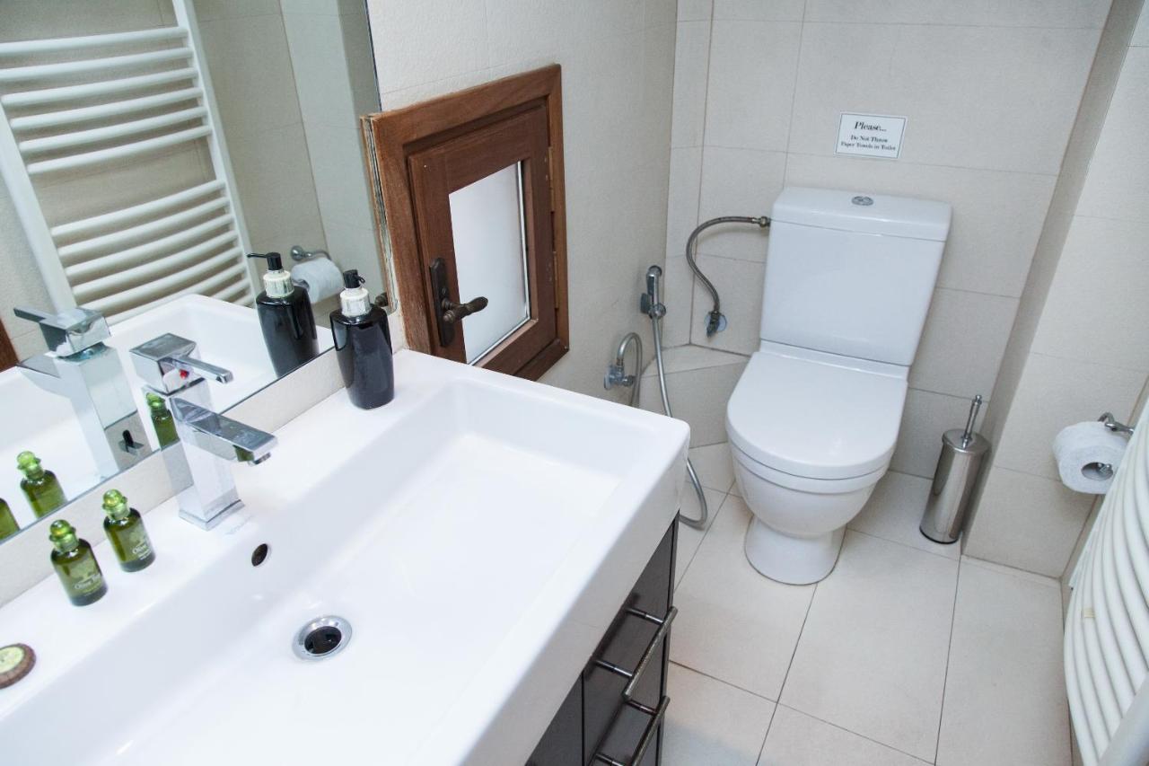 Апартаменти Unique Apt W/ Veranda Walking Distance To Sites Афіни Екстер'єр фото