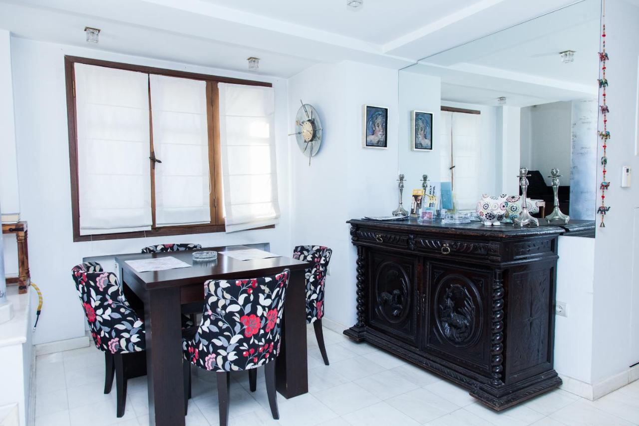 Апартаменти Unique Apt W/ Veranda Walking Distance To Sites Афіни Екстер'єр фото